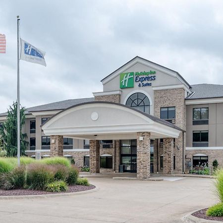 Holiday Inn Express & Suites Wadsworth By Ihg Exterior foto