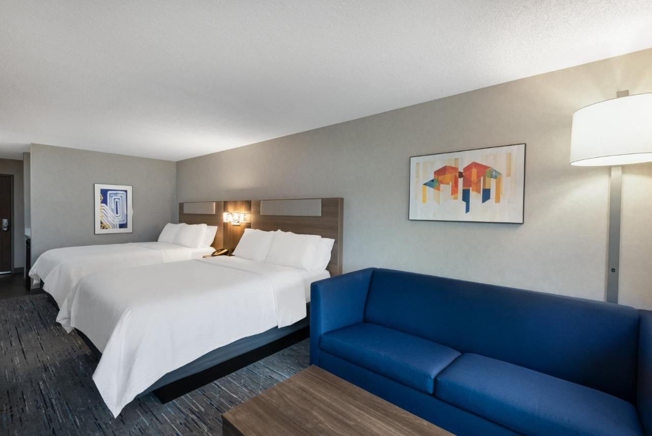 Holiday Inn Express & Suites Wadsworth By Ihg Exterior foto